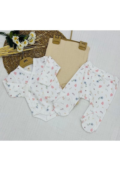 Minisse Baskılı Çıtçıtlı Badi, Alt Ve Müslin Battaniyeli Yenidoğan Bebek 3lü Set Kalp Çiçek