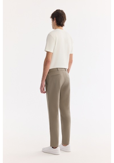 Avva Erkek Haki Yanı Lastikli Kırışmaz Teknik Kumaş Slim Fit Chino Pantolon A61y3077