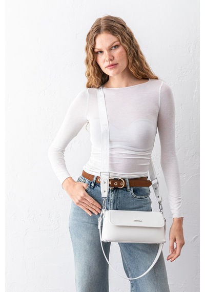 Just Polo Kadın Zoya Model Yumuşak Deri Görünümlü Omuz Çantası Ve Çapraz Askılı Baget Çanta Beyaz