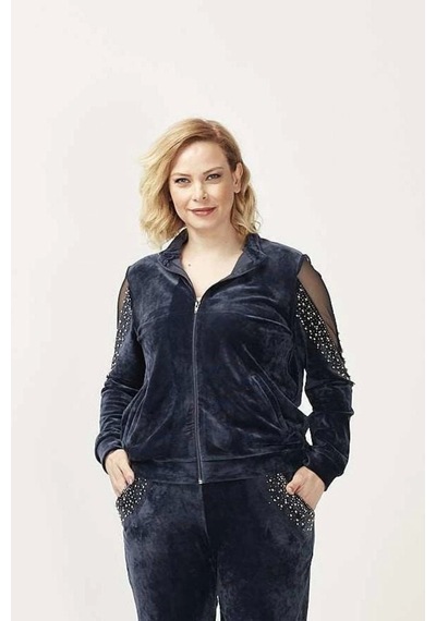Moda Berray 1950 Kolları Taşlı Tam Kalıp Tarz Kadife Büyük Beden Eşofman Takım Lacivert Lacivert Moda Berray 1950 Kolları Taşlı Tam Kalıp Tarz Kadife Büyük Beden Eşofman Takım Lacivert Lacivert