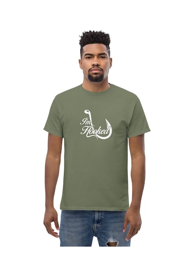 Wildstyle I'm Hooked Balıkçılık Olta Balıkçı Tutkusu Baskılı Unisex Bisiklet Yaka Pamuklu Tişört - Haki