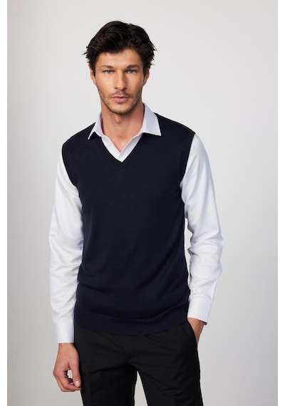 Tudors Slim Fit Dar Kesim V Yaka Kendinden Desenli Lacivert Erkek Süveter-29999 Lacivert Tudors Slim Fit Dar Kesim V Yaka Kendinden Desenli Lacivert Erkek Süveter-29999 Lacivert