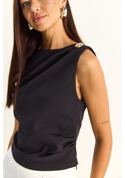 Shade Kadın Metal Aksesuarlı Drape Detaylı Gizli Fermuarlı Bluz 20206 60286133 - Siyah