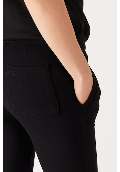 Wrangler Regular Fit Normal Kesim İçi Polarlı Cepli Siyah Jogger Eşofman Altı W232332001 Siyah Wrangler Regular Fit Normal Kesim İçi Polarlı Cepli Siyah Jogger Eşofman Altı W232332001 Siyah