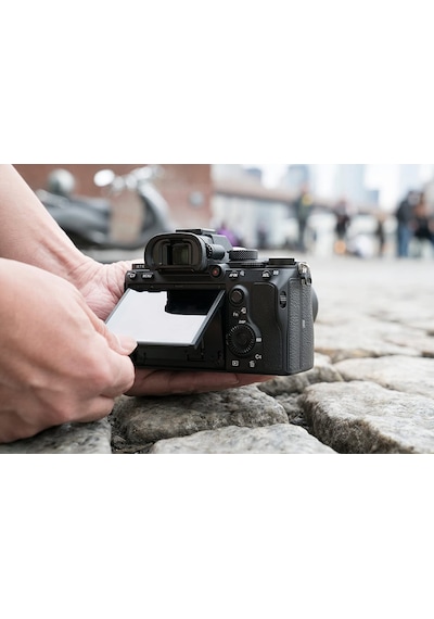 Sony A7 III + 28-70 MM F3.5-5.6 OSS Aynasız Fotoğraf Makinesi (Sony Eurasia Garantili)