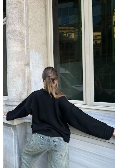 La & Vetta Zeytin Yeşili Bisiklet Yaka Oversize Triko Kazak Siyah