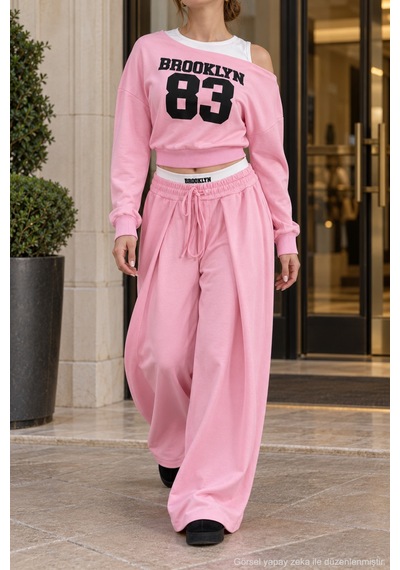 Polo State Kadın Brooklyn 83 Baskılı Düşük Omuz Crop Sweatshirt Ve Bol Paça Pantolon Pembe