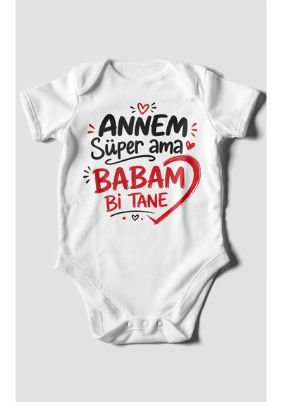 Morivokids Annem Süper Ama Babam Bi Tane Kısa Kollu Bebek Body %100 Pamuk Beyaz