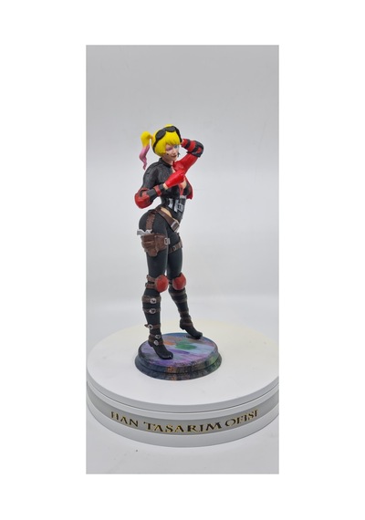 Harley Quinn Büyük Figür 27 Cm