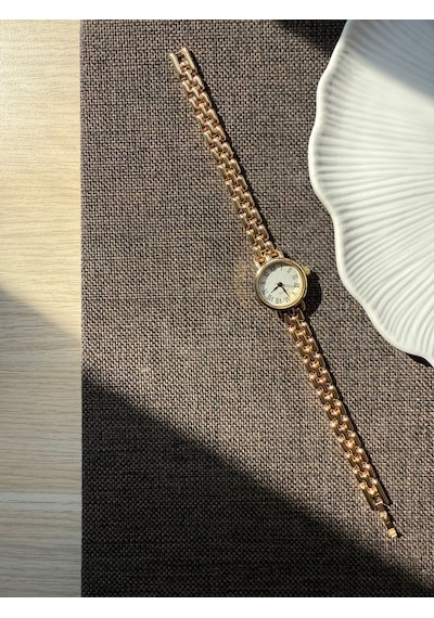 Retro Minimal Boncuk Kordon Vintage Kadın Kol Saati Gold Altın
