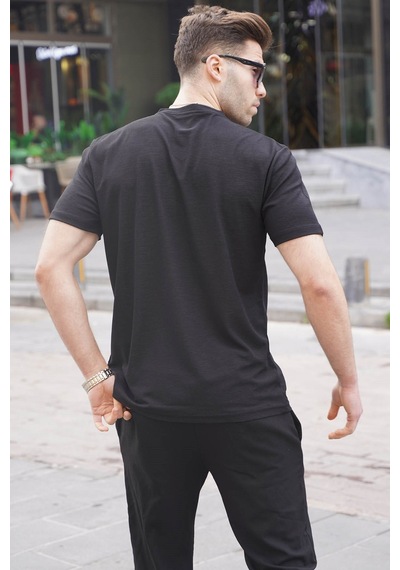 Madmext Siyah Regular Fit Basic Erkek Tişört 6069 Siyah