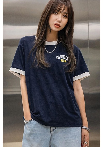 Uyguntarz Unisex Candour 08 Baskılı Tasarım Tshirt Lacivert