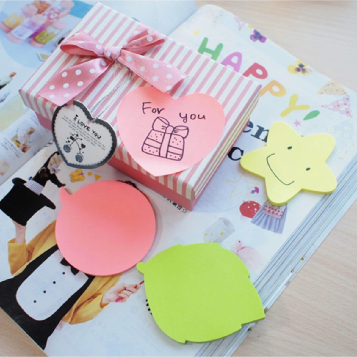 Stickn 70x70mm Kalp Neon Pembe Yapışkanlı Not Kağıdı 50 Yaprak 4 Paket 21448