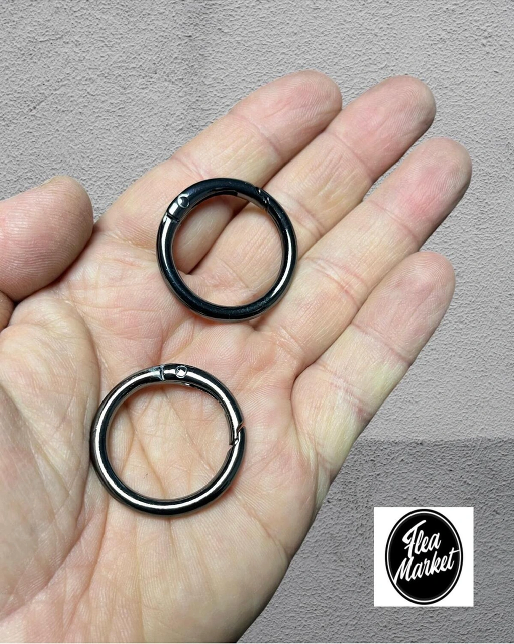 Siyah Klipsli Çanta Halkası İç Çap 24mm , Dış Çap 33mm - 4 Adet