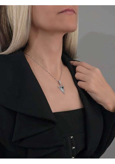 Eva Takı Store Zümrüt Yeşili Üçgen Zirkon Taşlı Silver Renk Kolye Silver
