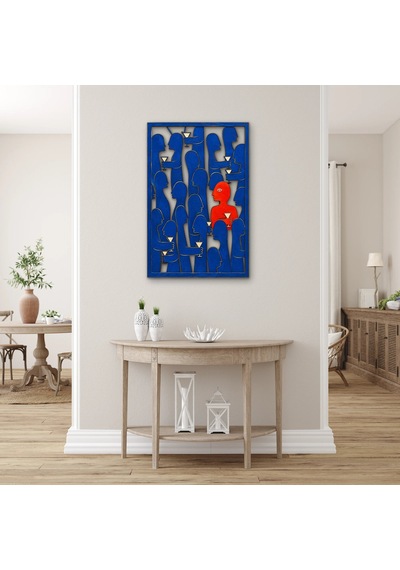 Mavi Kalabalıkta Kırmızı Figür Metal Tablo 62x95 Cm Çok Renkli