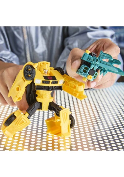 Tra Cyberworld Armored Cyber Change Ast Bumblebee