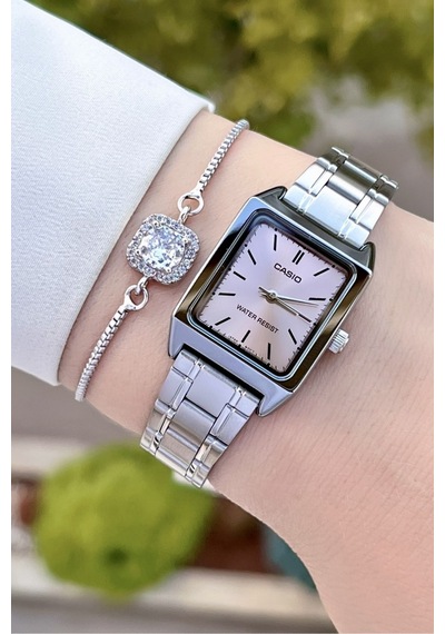 Casio Csıste76 Kadın Kol Saati