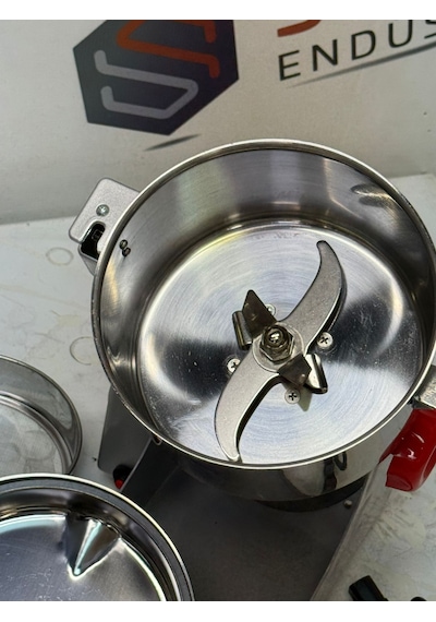 Sönmez 1 Kg Bitki Baharat Tarhana Öğütme Makinesi