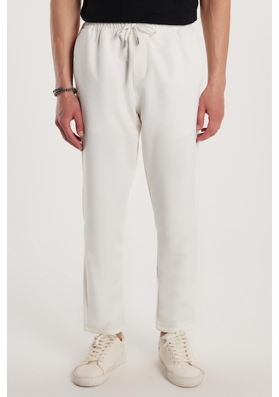 Tudors Erkek Beli Lastikli Bağcıklı Jogger Beyaz Pantolon Rahat Kesim Yan Cepli-33181 Beyaz Tudors Erkek Beli Lastikli Bağcıklı Jogger Beyaz Pantolon Rahat Kesim Yan Cepli-33181 Beyaz