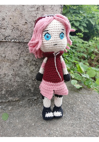 Sakura Haruno / Uchiha Amigurumi Örgü Oyuncak - Anime Hediyelik Figür 21 Cm