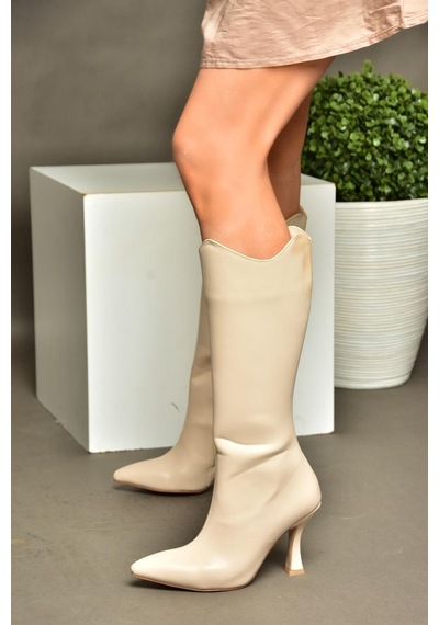 Fox Shoes R820020109 Ten İnce Topuklu Kadın Çizme Ten