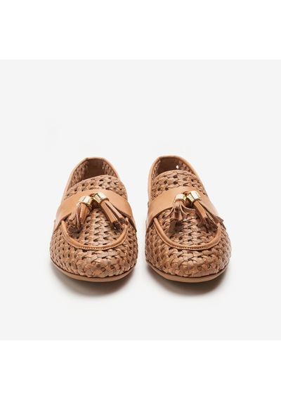 Cookıebutter Klasik Ayakkabı Kadın 95v6 Frau Woven Leather Loafers Wıth Tassels Kahverengi