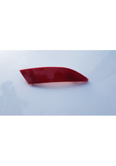 Ford Focus 3 2011-2018 Arka Tampon Deflektör-Kedi Gözü Sağ
