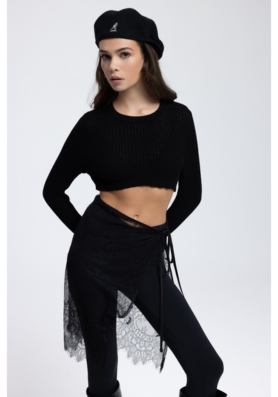 Mai Collection Mai Studios Co. Liana Siyah Yumuşak Doku Triko Crop Siyah