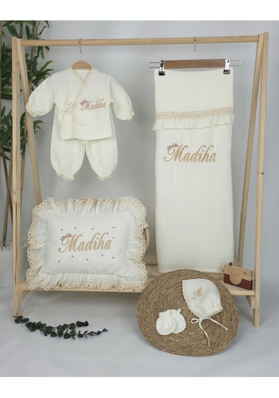 Gros Shop Müslin Yeni Doğan 4katlı Organik %100pamuk Kişiye Özgü Nakışlı Hastane Çıkış Seti Papatya Model-10 Ekru