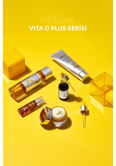 Missha Vita C Plus Brightening Toner Leke Karşıtı C Vitamini İçerikli Aydınlatıcı Tonik 200 ML