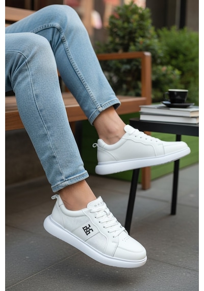 Enoch Erkek Deri Perfore Detaylı Ve Nakış Logolu Hafif Tabanlı Klasik Sneaker Comfort Ayakkabı Beyaz Enoch Erkek Deri Perfore Detaylı Ve Nakış Logolu Hafif Tabanlı Klasik Sneaker Comfort Ayakkabı Beyaz