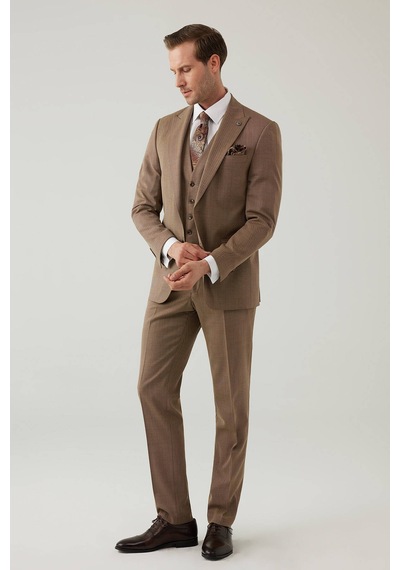 Erkek Bej Slim Fit Yelekli Sivri Yaka Takım Elbise