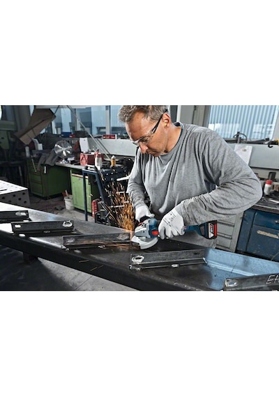 Bosch Professional GWS 18V-10 5.0Ah Çift Akülü Taşlama Makinesi - L-Boxx - 06019J4004