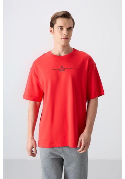 Tommy Life Fiesta Pamuklu Kalın Yumuşak Dokulu Oversize Fit Baskılı Erkek T-shirt - 88321 Kirmizi Tommy Life Fiesta Pamuklu Kalın Yumuşak Dokulu Oversize Fit Baskılı Erkek T-shirt - 88321 Kirmizi