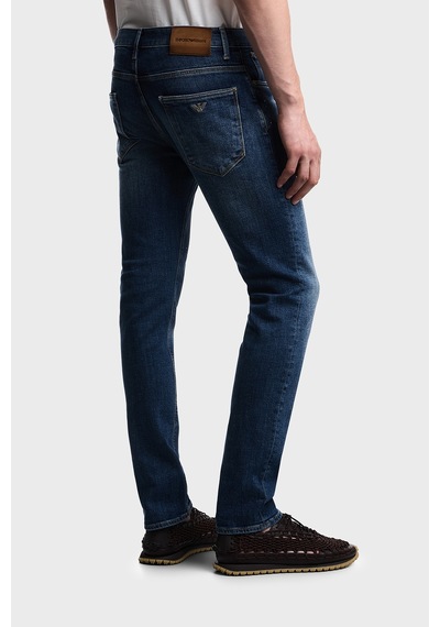 Emporio Armani Pamuklu Slim Fit Düşük Bel Jeans Erkek Kot Pantolon Em000121 Af27790 Mb002 Lacivert