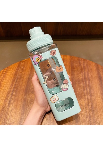 Öğrenciler Ve Çocuklar İçin Taşınabilir Ve Sızıntılı Pipetli Su Şişesi Green, 700ml