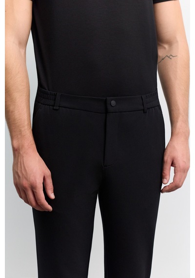 Avva Erkek Siyah Yanı Lastikli Kırışmaz Hızlı Kuruyan Teknik Kumaş Slim Fit Pantolon A62y3077