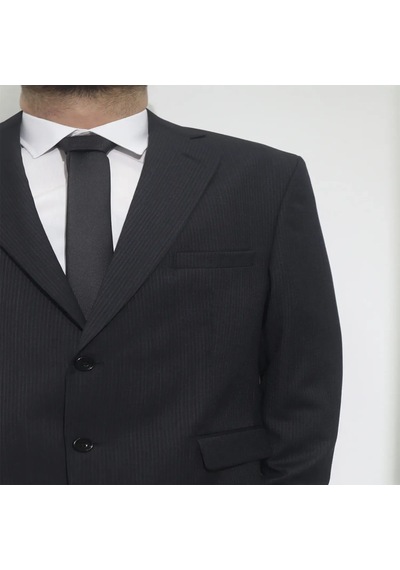 Fabrigatti Dmctekstil Erkek Siyah Çizgili Klasik Kesim Rahat Kalıp Çift Düğmeli 4 Drop Battal Takım Elbise Fabrigatti Dmctekstil Erkek Siyah Çizgili Klasik Kesim Rahat Kalıp Çift Düğmeli 4 Drop Battal Takım Elbise