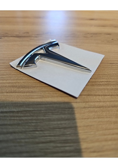 Tesla Model Y Legacy / Model 3 Ön Kaput Arma Logo Krom Nikelaj 6x6cm