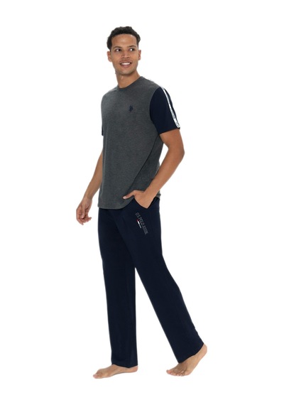 U.s. Polo Assn. 18898 Erkek Antrasit Bisiklet Yaka Kısa Kollu Cepli Pijama Takım Antrasit U.s. Polo Assn. 18898 Erkek Antrasit Bisiklet Yaka Kısa Kollu Cepli Pijama Takım Antrasit
