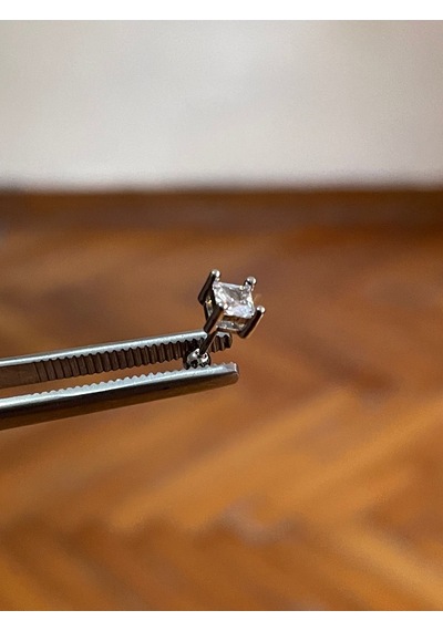 316 L Cerrahi Çelik Dudak Piercing Kıkırdak Helix Tragus Conch Zirkon Taşlı Figürlü Piercing Altın - Gül