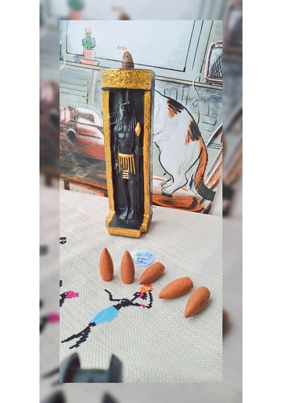 Anubis Mısır Tanrısı Tasarım El Yapımı Geri Akış Ve Konik Tütsülük Mistik Obje