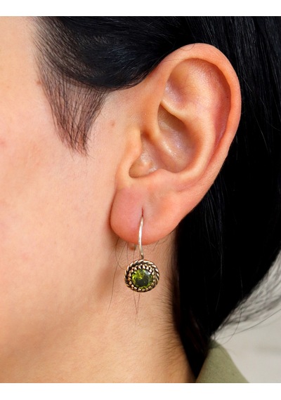 Zeberced Peridot Taşlı Sarmal Desenli El İşi Otantik Gümüş Kadın Küpe 201025612