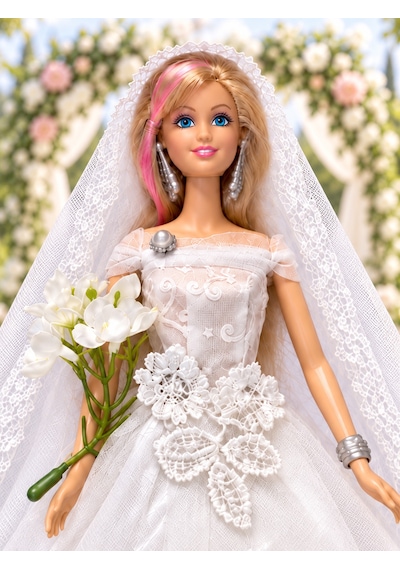 Halley Gelinlikli Moda Oyuncak Bebek - Duvaklı & Buketli - Sarı Uzun Saçlı