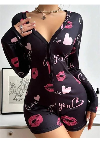 Go İthalat Kadın Şık Tasarım Pamuklu Kırmızı Öpücük Ve Desenli Düğmeli Uzun Kol Tulum Pijama Siyah