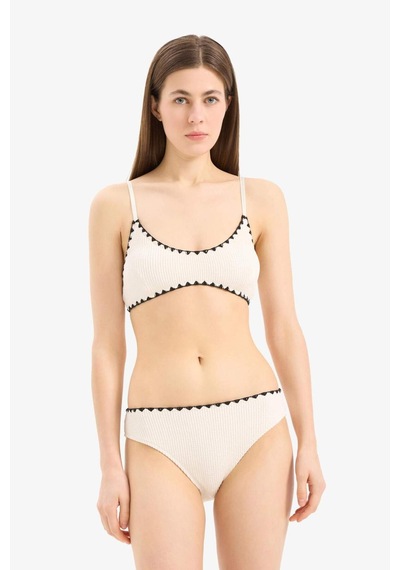 DeFacto Regular Fit Bürümcük Bikini Altı-Fall in Love E0309AX25SMWT16
