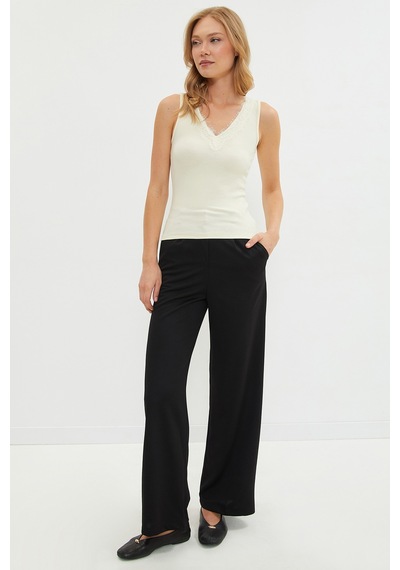 Fullamoda Dantelli V Yaka Slim Fit Bluz Sarı