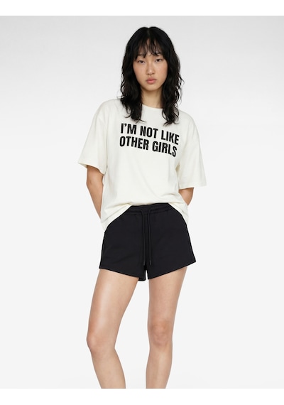 Koton Pamuklu Yarım Kollu Bisiklet Yaka Baskılı Yırtmaçlı Oversize Spor Tişört Beyaz 6sak10207nk Koton Pamuklu Yarım Kollu Bisiklet Yaka Baskılı Yırtmaçlı Oversize Spor Tişört Beyaz 6sak10207nk