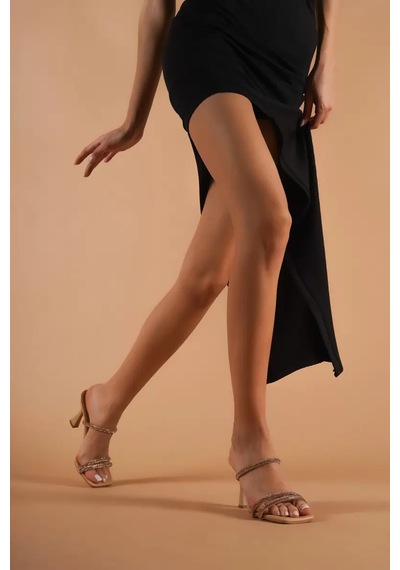 Alfaze Nude Tekstil Işıltılı Taşlı İnce Bantlı Şık Abiye Topuklu Terlik Topuk Boyu 8 Cm